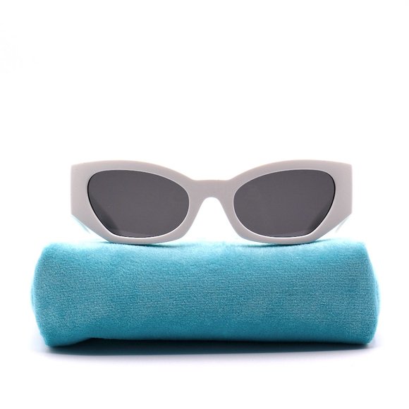 NEW DOLCE&GABBANA DG6186 331287 WHITE DARK GREY LENS AUTHENTIC SUNGLASSES - Picture 13 of 15